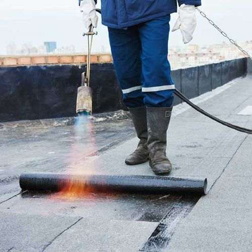 Inschakelen van dakspecialist Rhenen