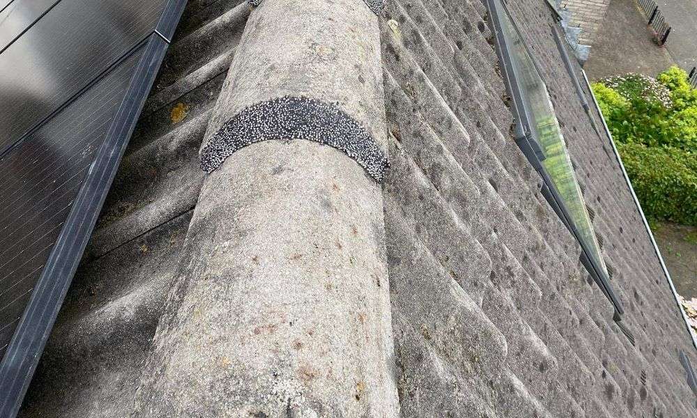 Vervangen van nokvorsten Rhenen Nokvorsten zijn opnieuw vastgezet